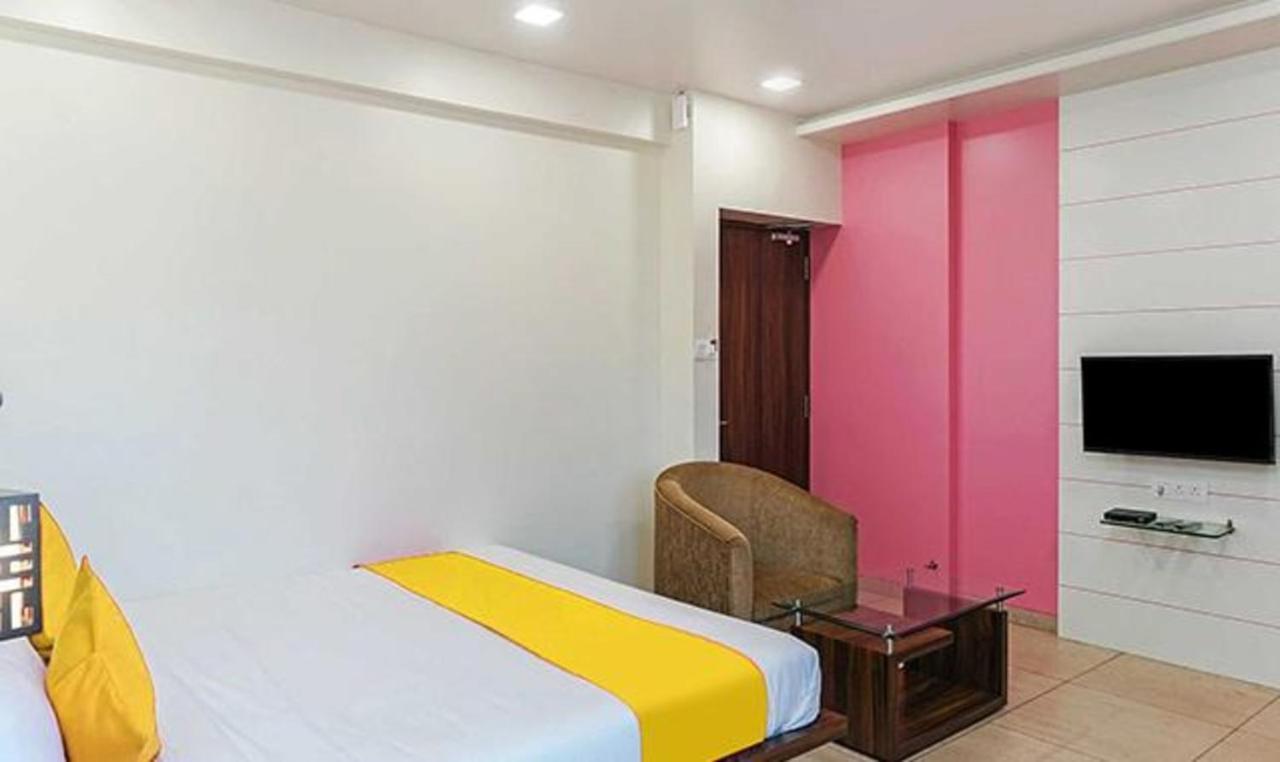 Fabhotel Karishma Palace Supe Екстер'єр фото